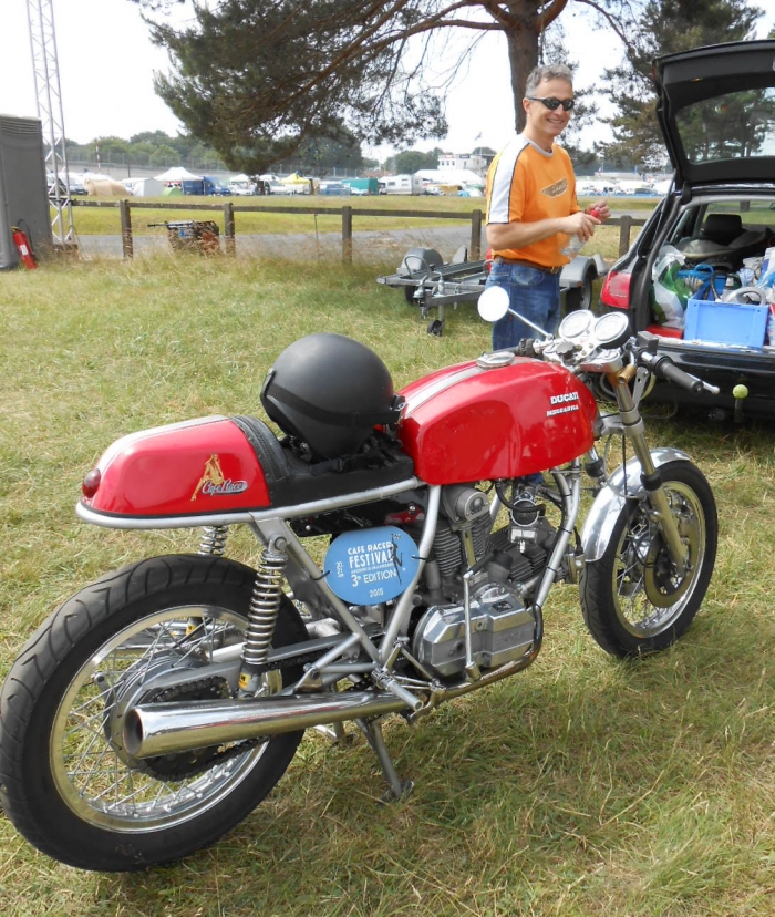 Cafe racer Montlhery Paris France motorcycle tour -